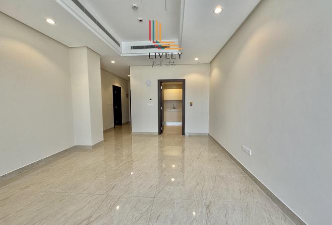931732 - Property Image 2