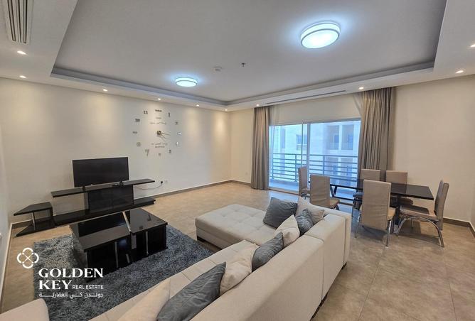 879800 - Property Image 2