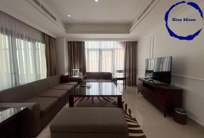 980398 - Property Image 3