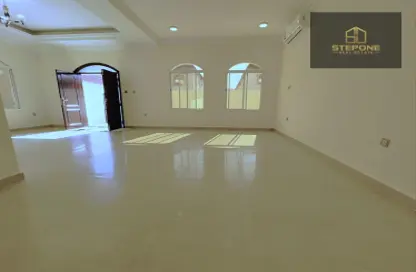 Compound - 5 Bedrooms - 6 Bathrooms for rent in Al Waab Street - Al Waab - Doha