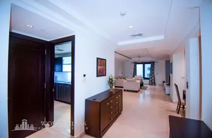 Apartment - 2 Bedrooms - 2 Bathrooms for sale in Tower 8 - Porto Arabia - The Pearl Island - Doha