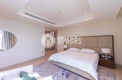 Apartment - 2 Bedrooms - 3 Bathrooms for rent in Abraj Bay - Abraj Quartiers - The Pearl Island - Doha