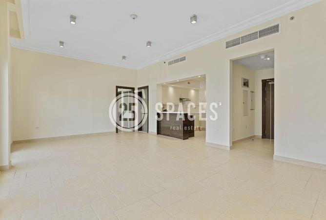 956339 - Property Image 3