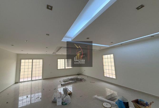 941195 - Property Image 2