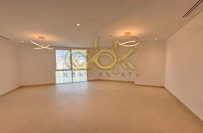 Penthouse - 3 Bedrooms - 5 Bathrooms for rent in Floresta Gardens - Floresta Gardens - The Pearl Island - Doha