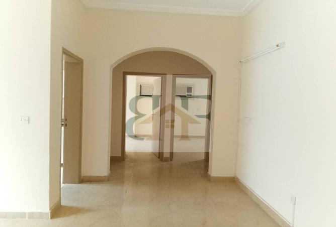 982598 - Property Image 3