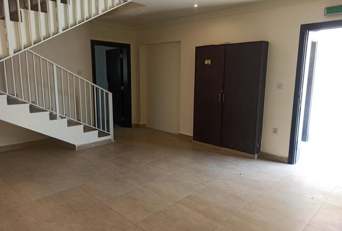 939747 - Property Image 2