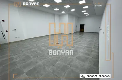 Shop - Studio - 1 Bathroom for rent in Al Nuaija Street - Al Nuaija - Doha