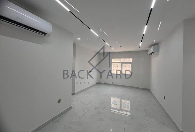 962404 - Property Main Image