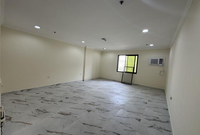 986064 - Property Image 3