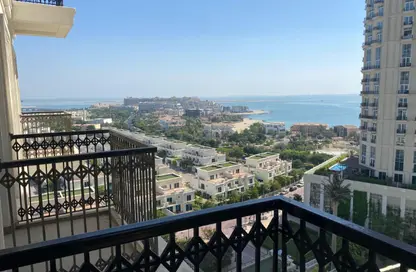 Apartment - 2 Bedrooms - 4 Bathrooms for rent in Floresta Gardens - Floresta Gardens - The Pearl Island - Doha