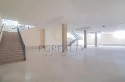 Warehouse - Studio - 6 Bathrooms for sale in Industrial Area 1 - Industrial Area - Doha