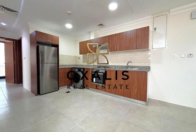 996945 - Property Image 2