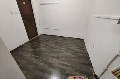 شقة - 1 حمام للايجار في فلل عين خالد - عين خالد - الدوحة