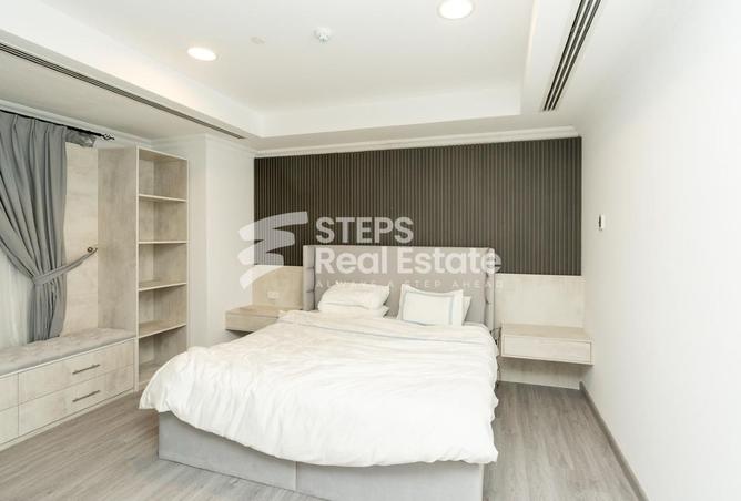 975793 - Property Image 2