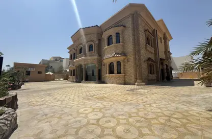 Villa - 7+ Bedrooms - 7+ Bathrooms for rent in West Bay Villas - West Bay - West Bay - Doha