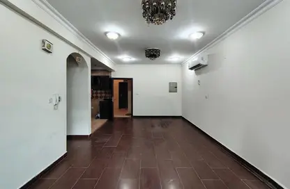 Apartment - 1 Bedroom - 1 Bathroom for rent in Umm Ghuwalina - Umm Ghuwailina - Doha