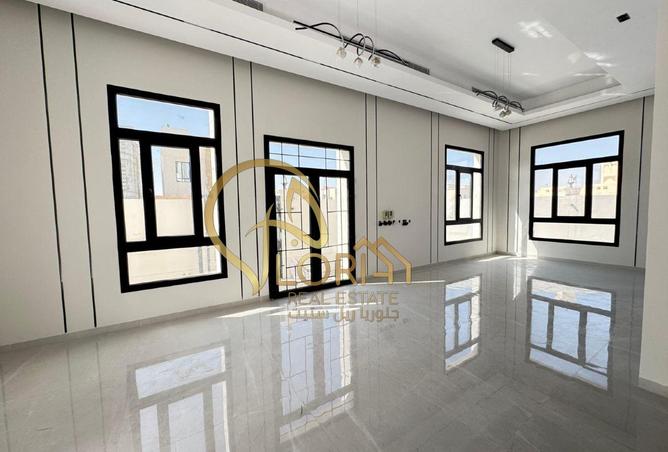 974530 - Property Image 3