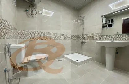 شقة - 2 غرف نوم - 2 حمامات للايجار في شارع الخالدية - نجمة - الدوحة