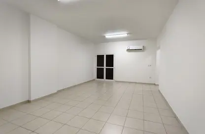 Apartment - 3 Bedrooms - 3 Bathrooms for rent in Ibn Al Haitam Street - Fereej Abdul Aziz - Doha Apartment - 3 Bedrooms - 3 Bathrooms for rent in Ibn Al Haitam Street - Fereej Abdul Aziz - Doha