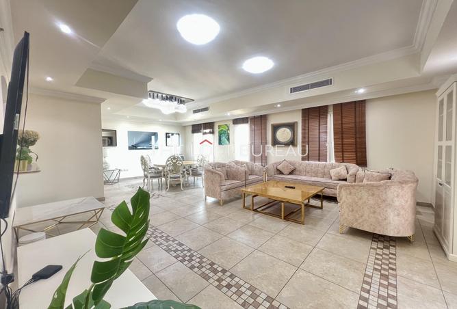 935880 - Property Image 2