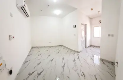 Apartment - Studio - 1 Bathroom for rent in Najma Street - Najma - Doha