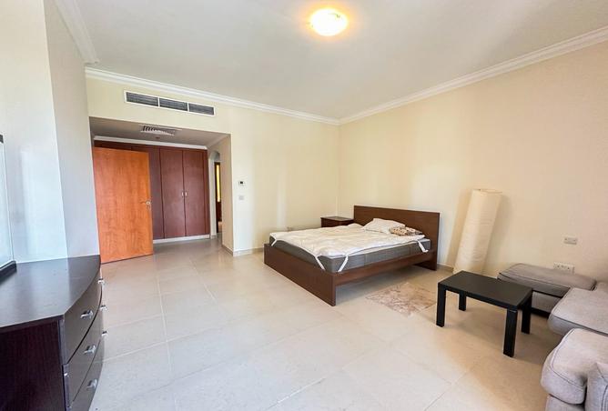 936998 - Property Image 3