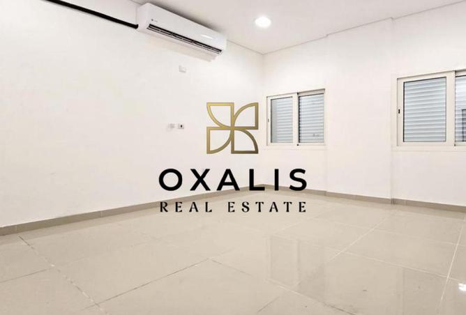 961263 - Property Image 2