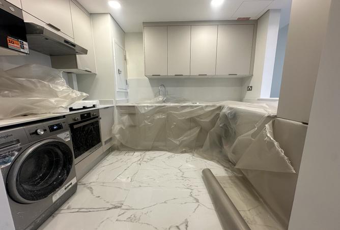 988711 - Property Image 3