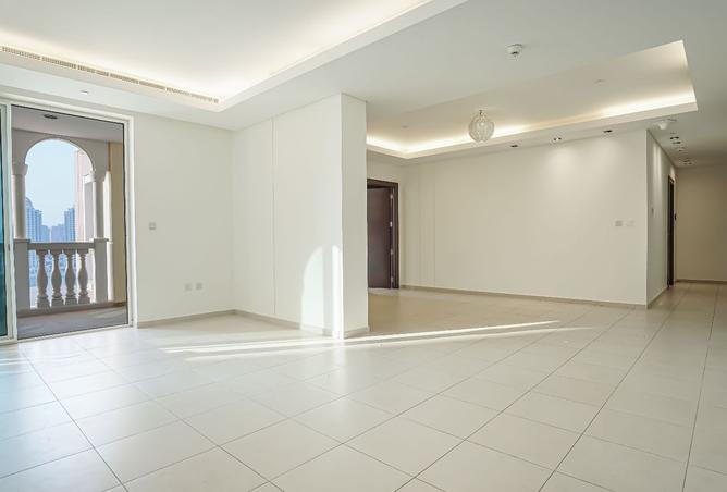 985170 - Property Image 2