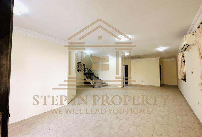 981791 - Property Image 2