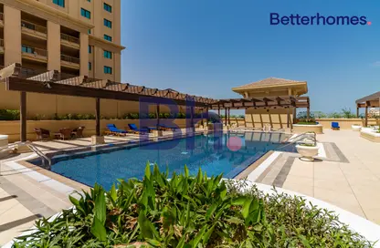 Apartment - 2 Bedrooms - 3 Bathrooms for sale in West Porto Drive - Porto Arabia - The Pearl Island - Doha