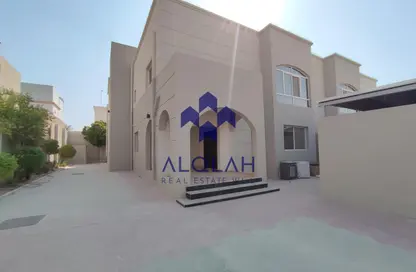 فيلا - 4 غرف نوم - 5 حمامات للايجار في المعمورة - المعمورة - الدوحة