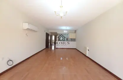 Apartment - 2 Bedrooms - 1 Bathroom for rent in Tadmur Street - Old Airport Road - Doha
