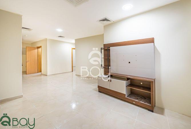 954554 - Property Image 2