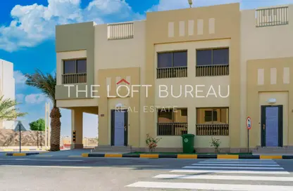 مجمع سكني - 4 غرف نوم - 3 حمامات للبيع في الوكير - الوكير - الوكرة