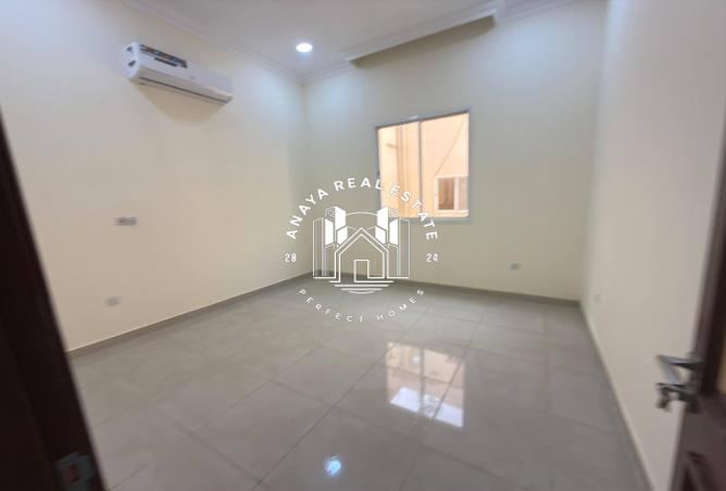 994527 - Property Image 3