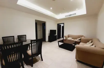 Apartment - 2 Bedrooms - 2 Bathrooms for rent in Umm Ghwailina Comm - Umm Ghuwalina - Umm Ghuwailina - Doha