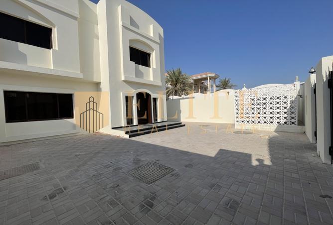 963785 - Property Main Image