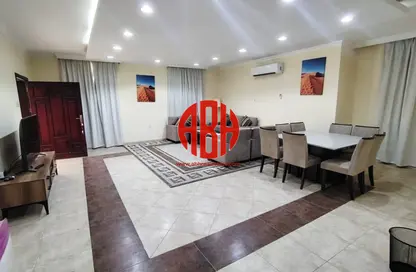 Compound - 4 Bedrooms - 4 Bathrooms for rent in Old Airport Road - Old Airport Road - Doha