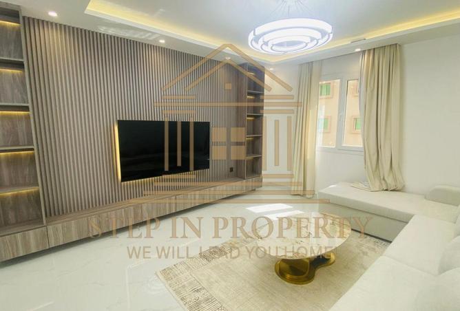 956966 - Property Image 2