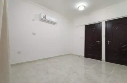 Apartment - 2 Bedrooms - 2 Bathrooms for rent in Ain Al Soudan Street - Mesaieed Road - Al Wakra