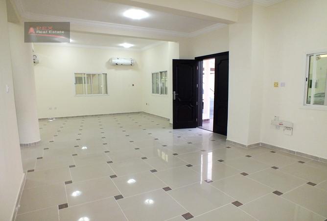 608217 - Property Image 3