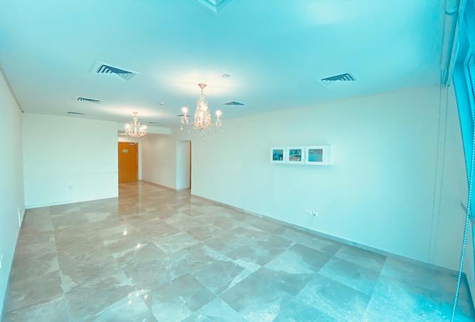 938600 - Property Image 2