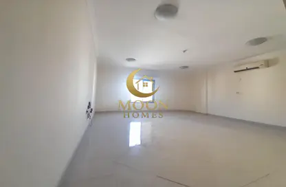 Apartment - 2 Bedrooms - 2 Bathrooms for rent in Fereej Bin Mahmoud North - Fereej Bin Mahmoud - Doha