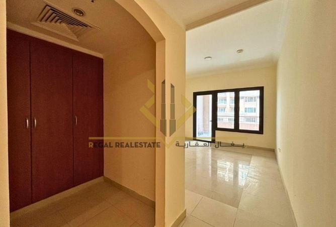 970161 - Property Image 3