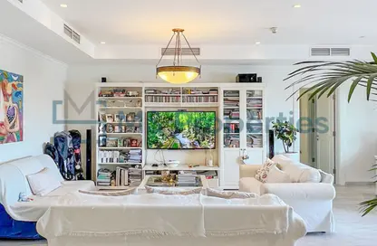 شقة - 2 غرف نوم - 3 حمامات للبيع في طريق بورتو الغربي - بورتو أرابيا - جزيرة اللؤلؤة - الدوحة شقة - 2 غرف نوم - 3 حمامات للبيع في طريق بورتو الغربي - بورتو أرابيا - جزيرة اللؤلؤة - الدوحة