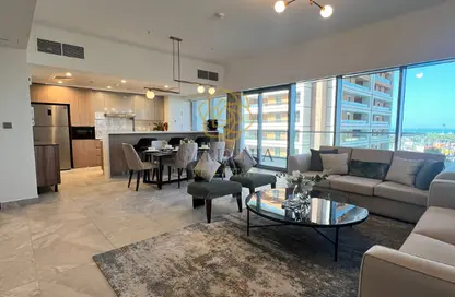 Apartment - 2 Bedrooms - 3 Bathrooms for rent in Burj Al Marina - Marina District - Lusail