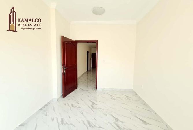 956655 - Property Image 2