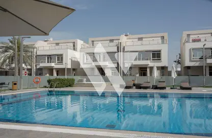 Villa - 3 Bedrooms - 4 Bathrooms for rent in Wadi Al Markh - Muraikh - AlMuraikh - Doha